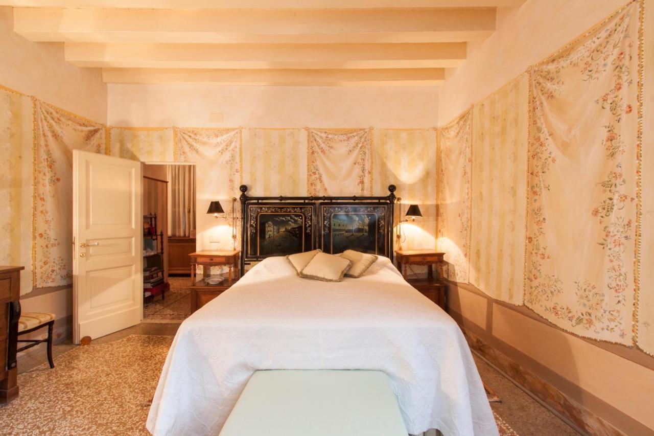 Explore Venice From A Sophisticated Hideaway In San Polo Eksteriør bilde